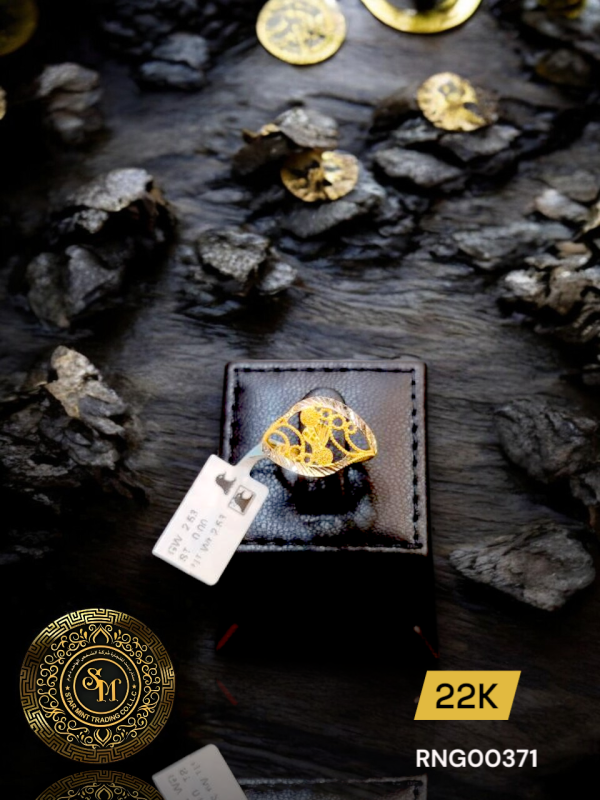 22K GOLD RING